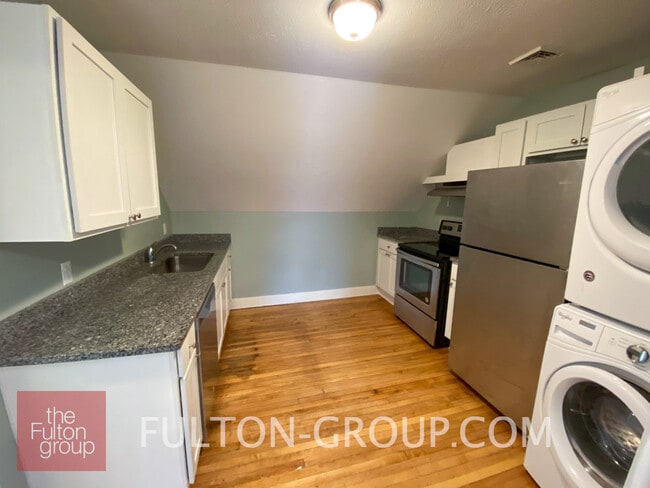 Photo - 36 Dwight Ave SE Unit 2