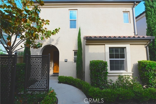 Building Photo - 105 Holly Springs
