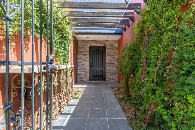 Photo - 6282 E Pinchot Ave