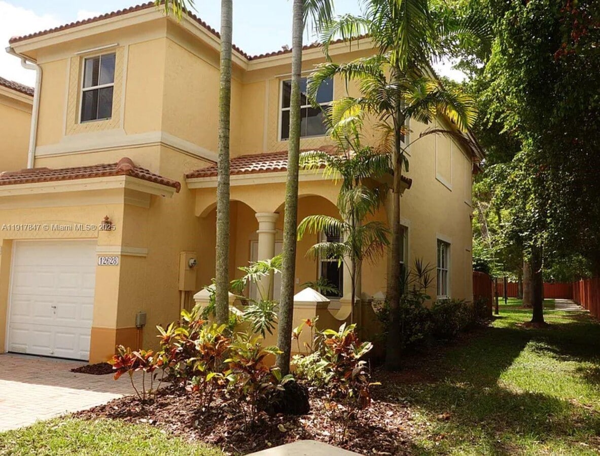 Photo - 12628 SW 122nd St