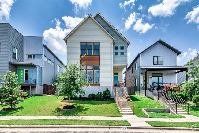 Building Photo - 6025 Seville Dr Rental