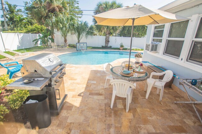 Photo - 1165 Cabana Rd Unit 6