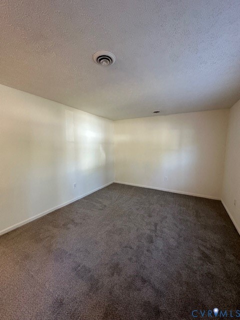 Photo - 20811 Shaker Dr