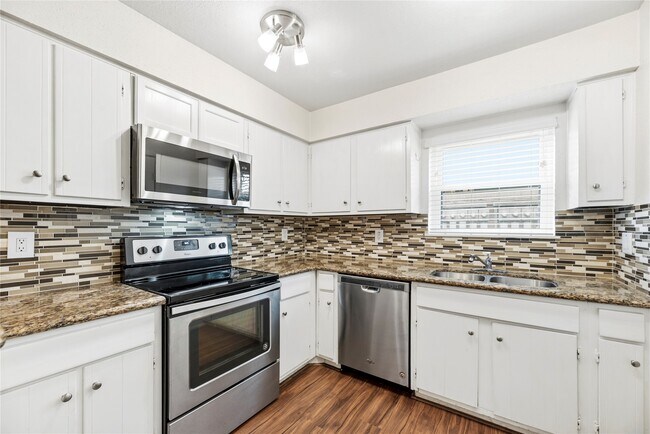 Photo - 14515 Wunderlich Dr Unit 211