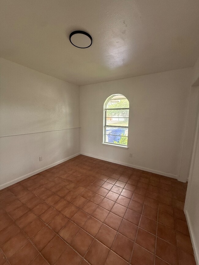 Photo - 4617 Cobblestone Ln