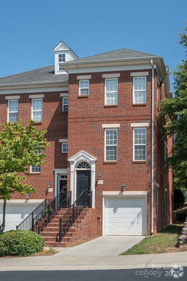 Building Photo - 1207 Overwood Dr Rental
