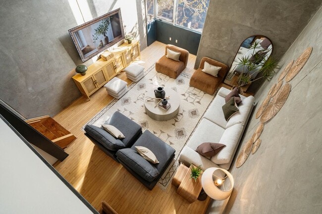 Building Photo - 1048 F St