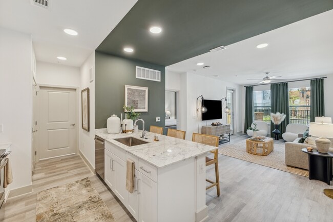 Building Photo - Alta Rayzor Ranch Rental