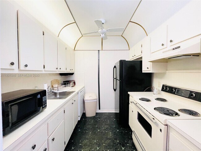 Photo - 301 SW 135th Ave Unit 415C