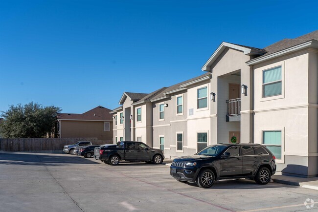 Building Photo - 4250 Dorel Dr Unit 203 Rental
