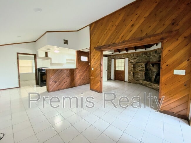 Photo - 2686 Sunset Dr