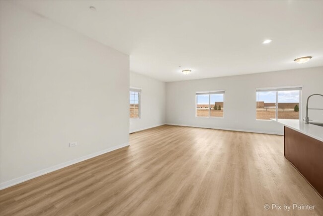 Photo - 940 Gillespie Ln