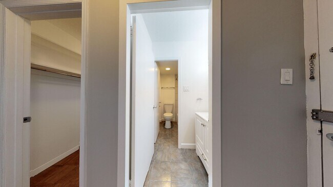 Photo - 2201 L St NW