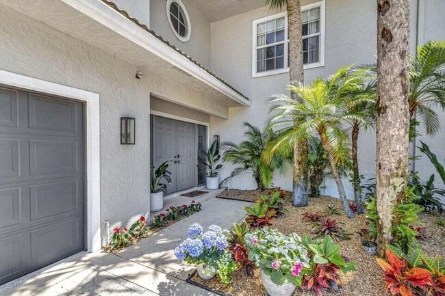 Building Photo - 11839 Pebblewood Dr Rental