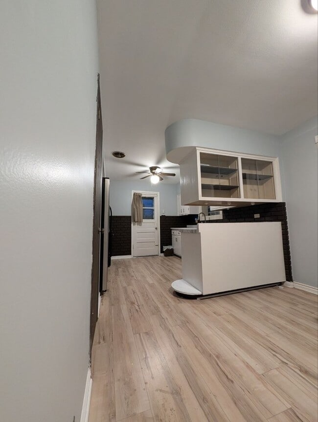 Photo - 2525 Westover Ave