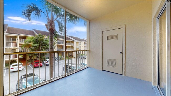 Photo - 15315 SW 106th Terrace Unidad 432