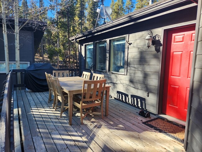 Building Photo - 4603 Co Rd 1 Unit 2 Bedroom 1 Bathroom