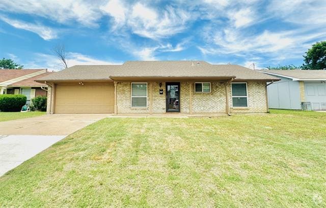 Building Photo - 326 W Grenoble Dr Rental