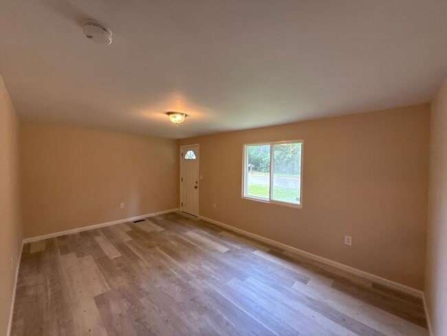 Photo - T.R. Lawing Realty Property