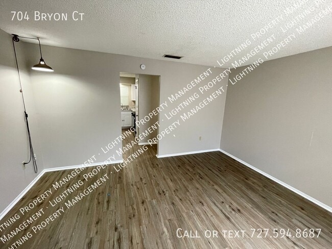 704 Bryon Ct