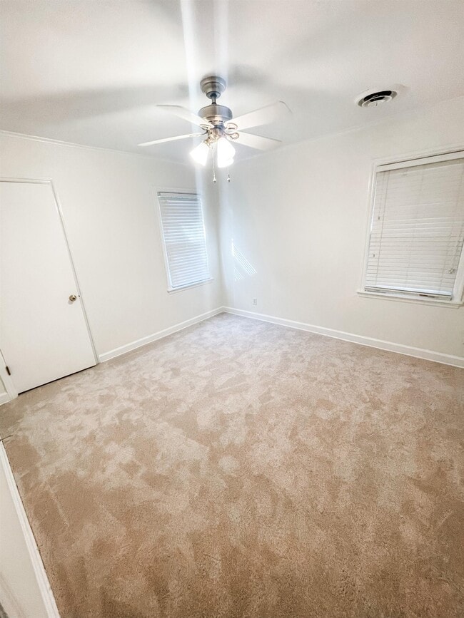 Photo - 1270 Perkins Terrace