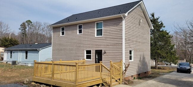 4505 Southern Webbing Mill Rd