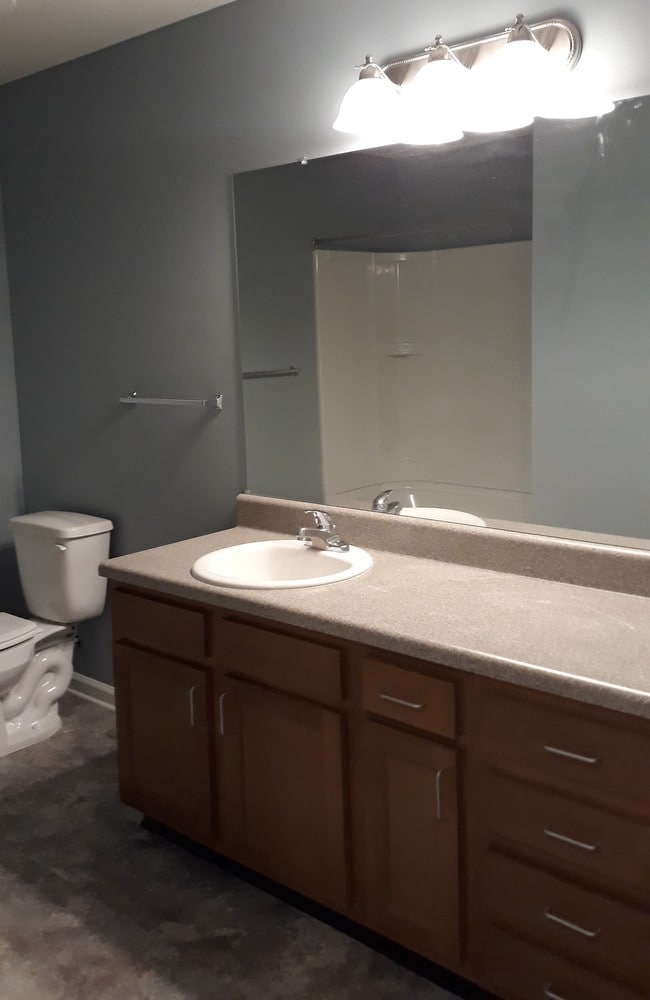 Rivers Edge Apartments For Rent in Hartselle, AL