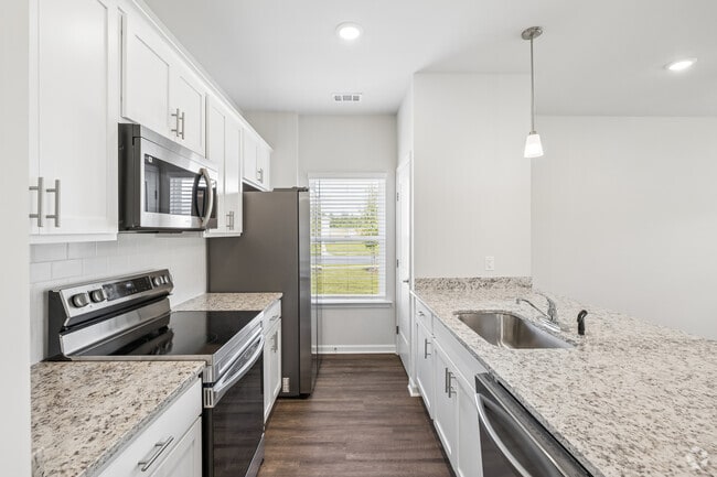 D1 - 4BR, 2.5BA - 1,870SF - Kitchen