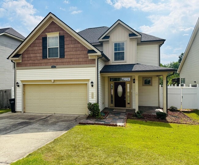 Hidden 4 bedroom, 2.5 bathroom Gem! - Hidden 4 bedroom, 2.5 bathroom Gem! House
