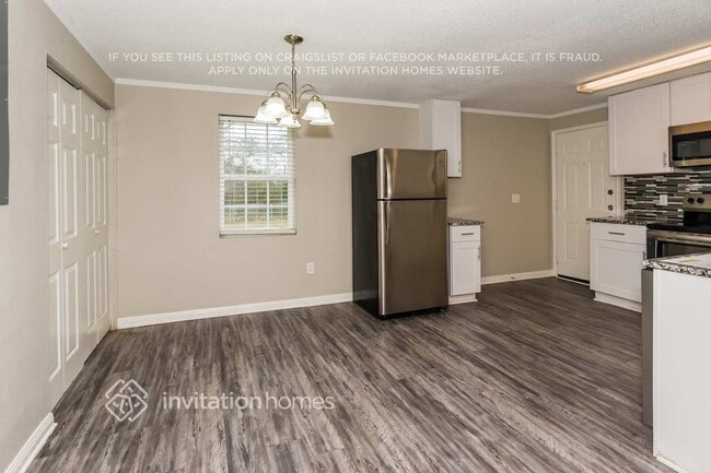 Photo - 606 College Mound Rd