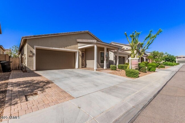 Photo - 2072 E Lantana Dr