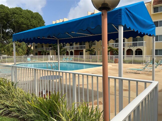 Photo - 7732 Camino Real