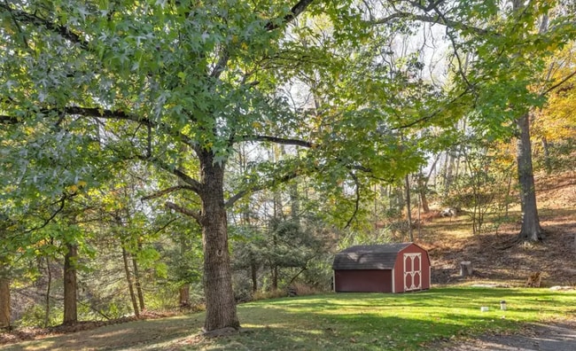 Photo - 4974 Longview Ct