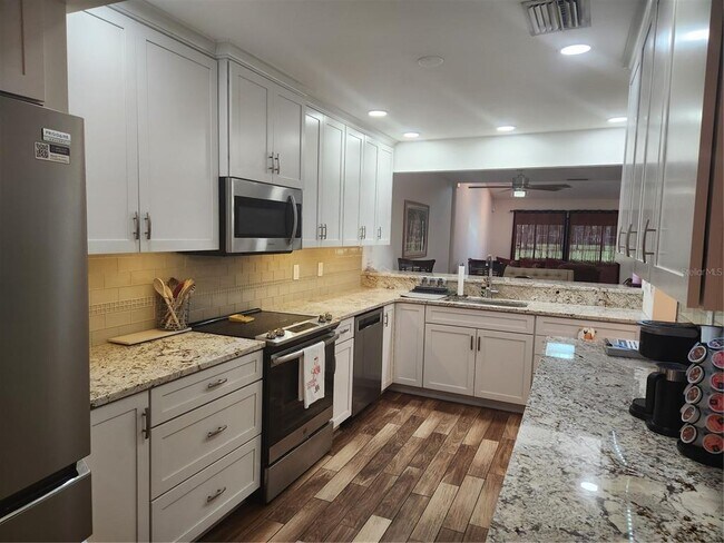 Photo - 3411 Avenida Madera