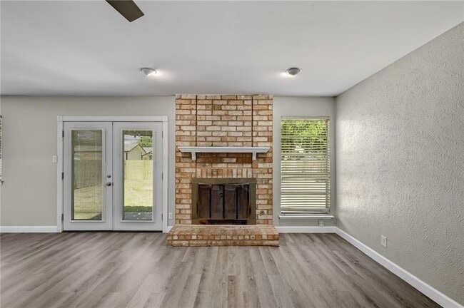 Photo - 906 Cactus Dr