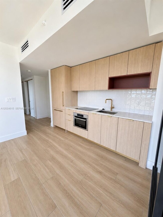 Photo - 90 NE 32nd St Unit 301
