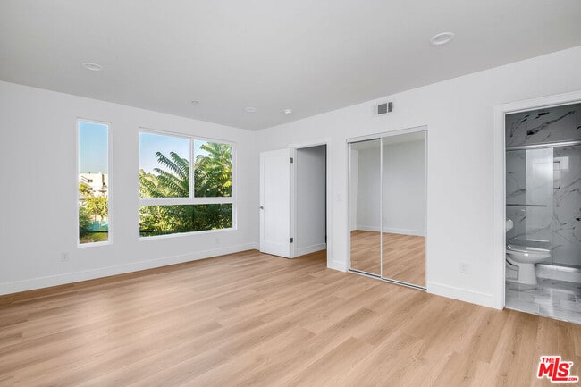 Photo - 10803 1/2 Kling Street Apt #1/2, Los Angeles, CA 91602 - 4 BR 5 BA townhouse
