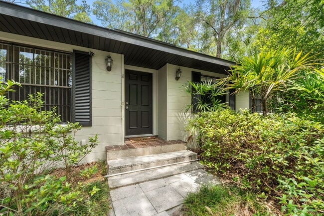 Photo - Spacious Pool Home in Desirable NW Gainesville