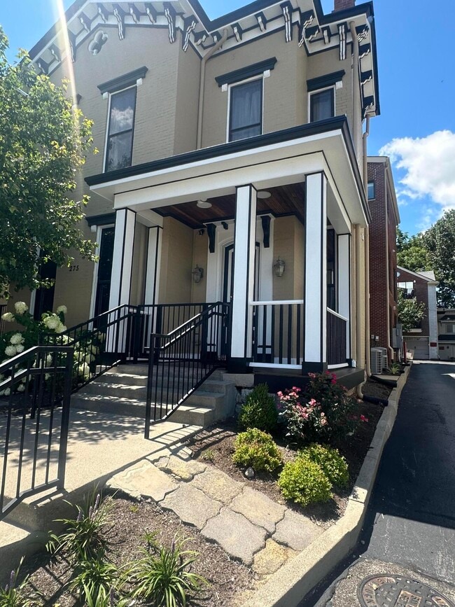 Photo - 275 S Limestone Unit 150