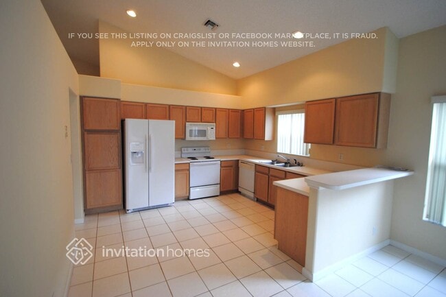 Photo - 146 Saratoga Blvd E