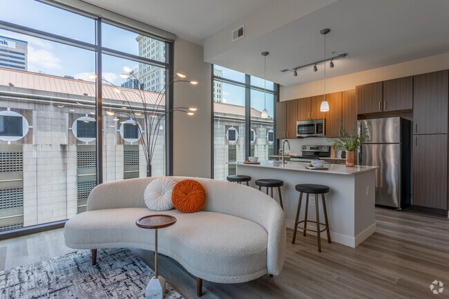 2 Br, 2 Ba - 1, 154 SF