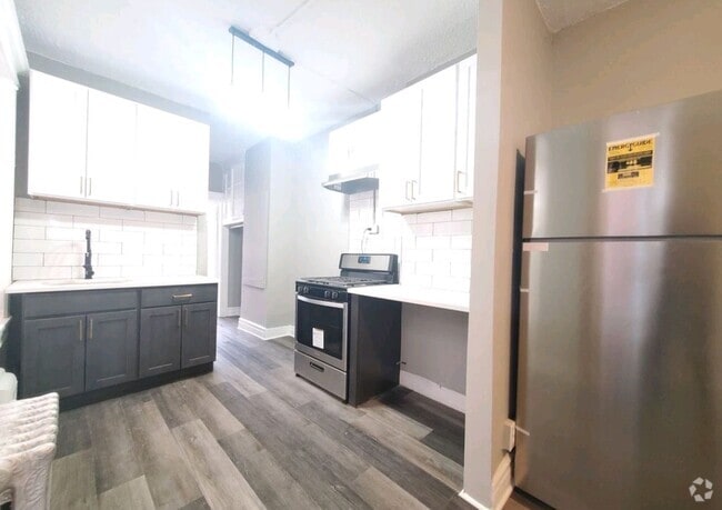 Building Photo - 98 Romaine Ave Unit 2 Rental