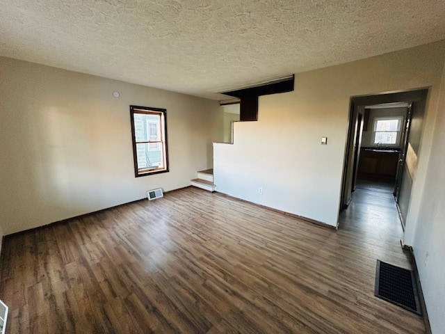 Comedor - 619 N Lehigh Ave