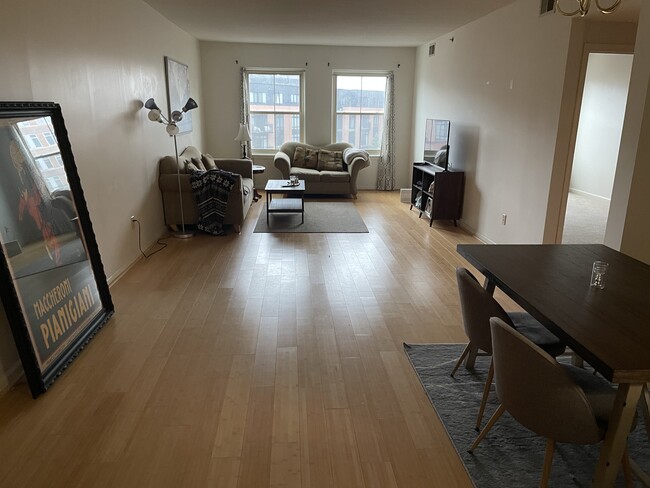 Living room - 960 Fell St Unit 504