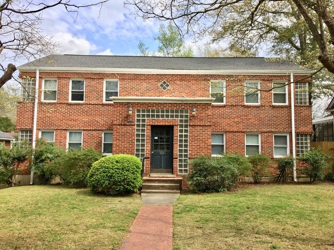 Building Photo - 118 S Waccamaw Ave Unit B1