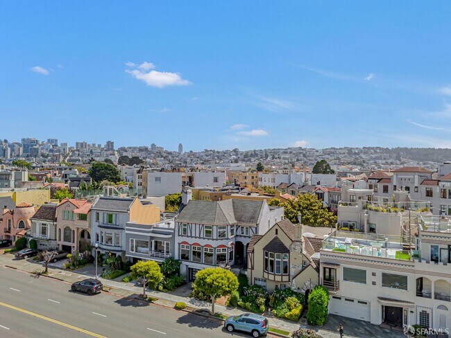 181 Marina Blvd