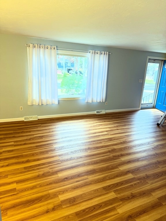 Photo - 391 Caswell St