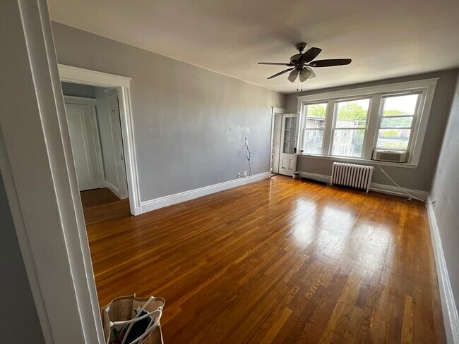 Photo - 10 Kinross Rd Apartment Unit #1