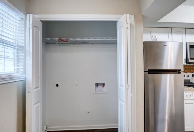 Photo - 9020 Grannis St Unidad 4