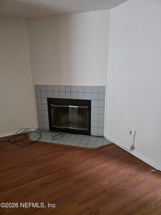 Photo - 4641 Barnes Rd S